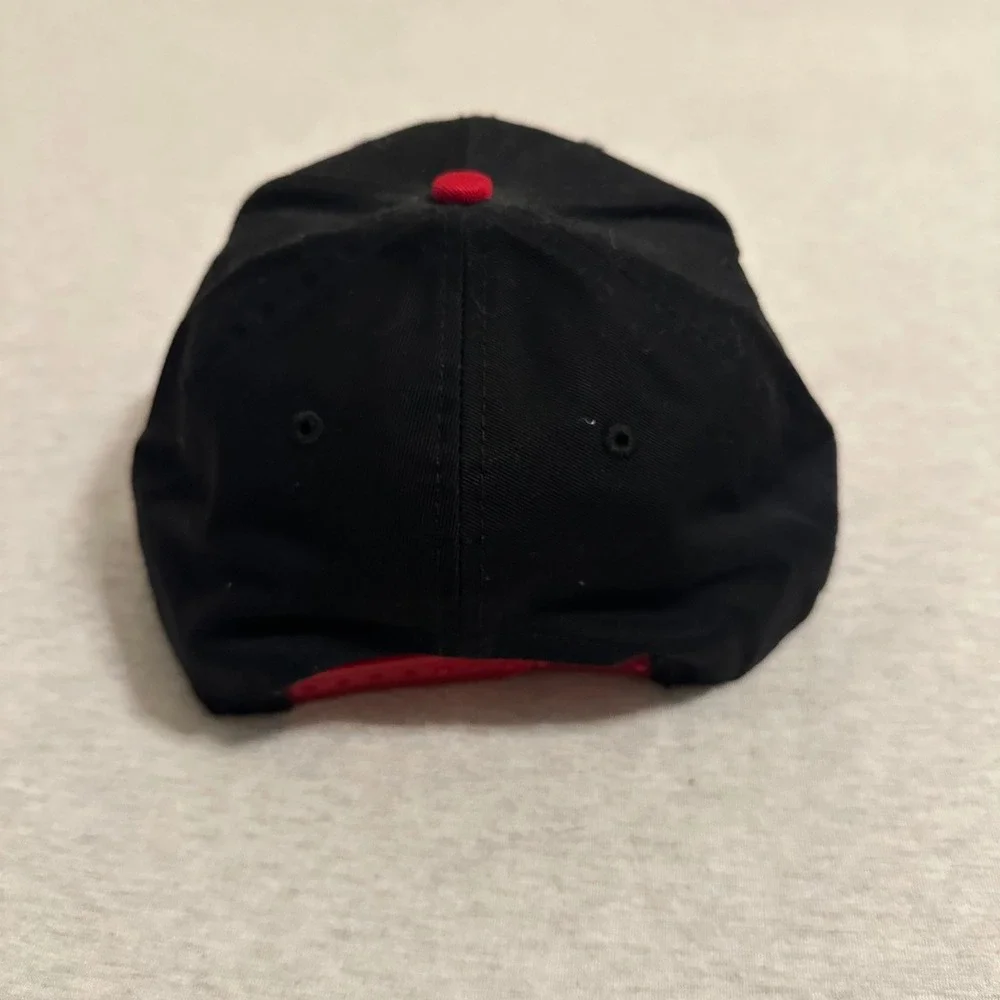 Chicago Bulls New Era 9FIFTY Snapback Hat Black Red Windy City Hardwood Classics
